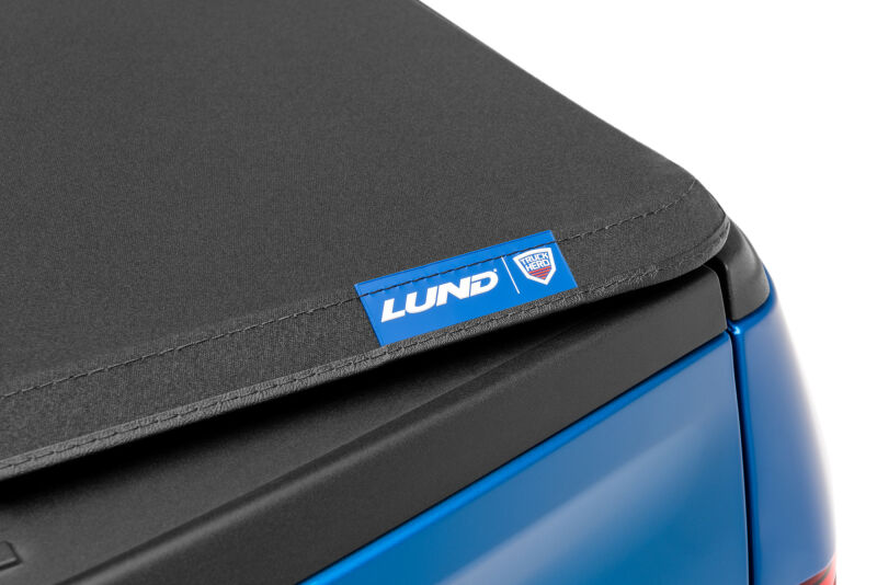 LUND Genesis Elite Details Badge