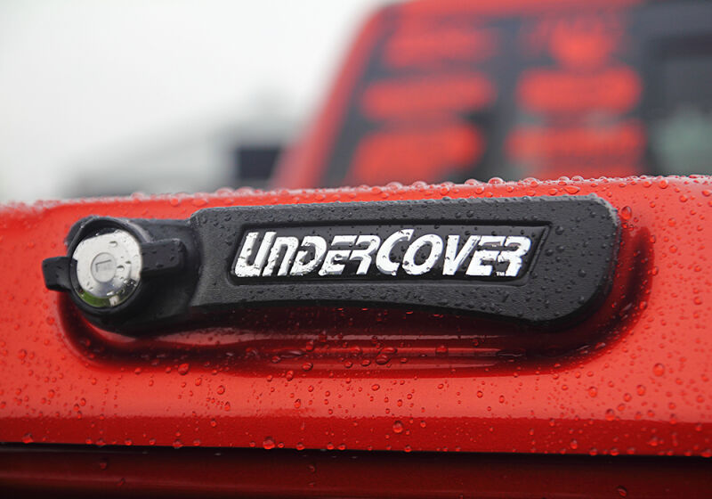 Undercover Elite LX Details Badge